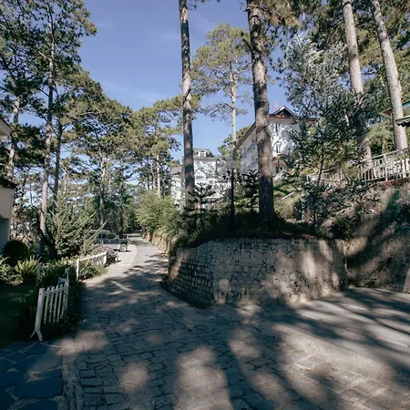 Faru Pine Woods Villa-3